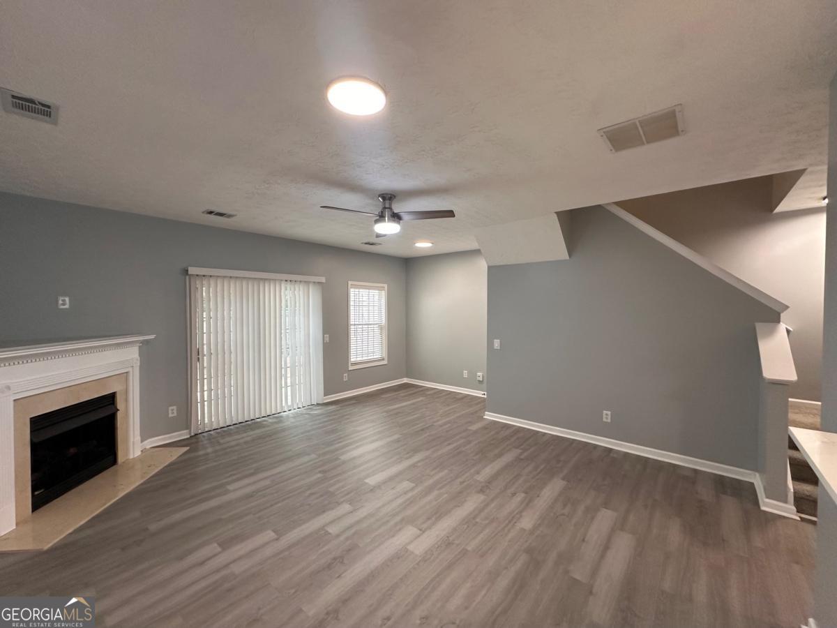 2025 Austin Park Circle Property Photo 4