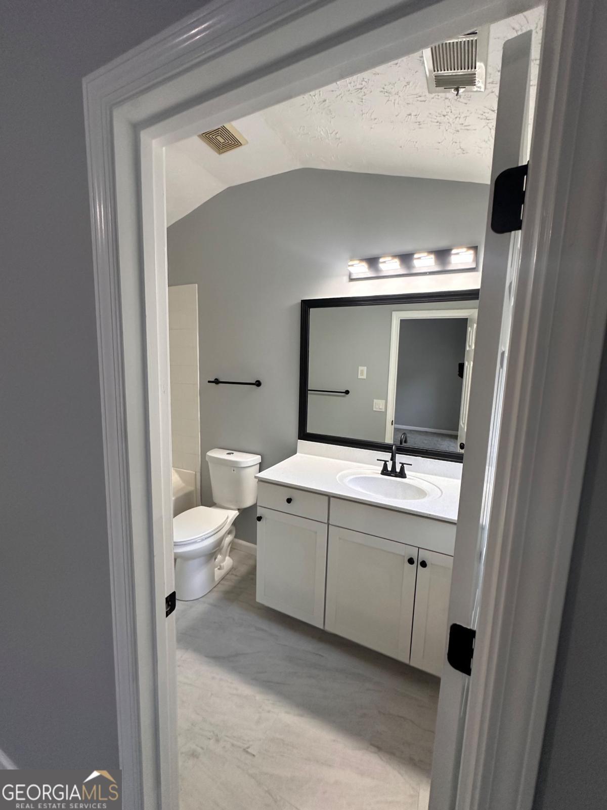 2025 Austin Park Circle Property Photo 24