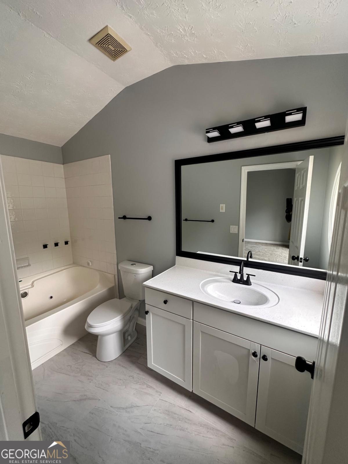 2025 Austin Park Circle Property Photo 26