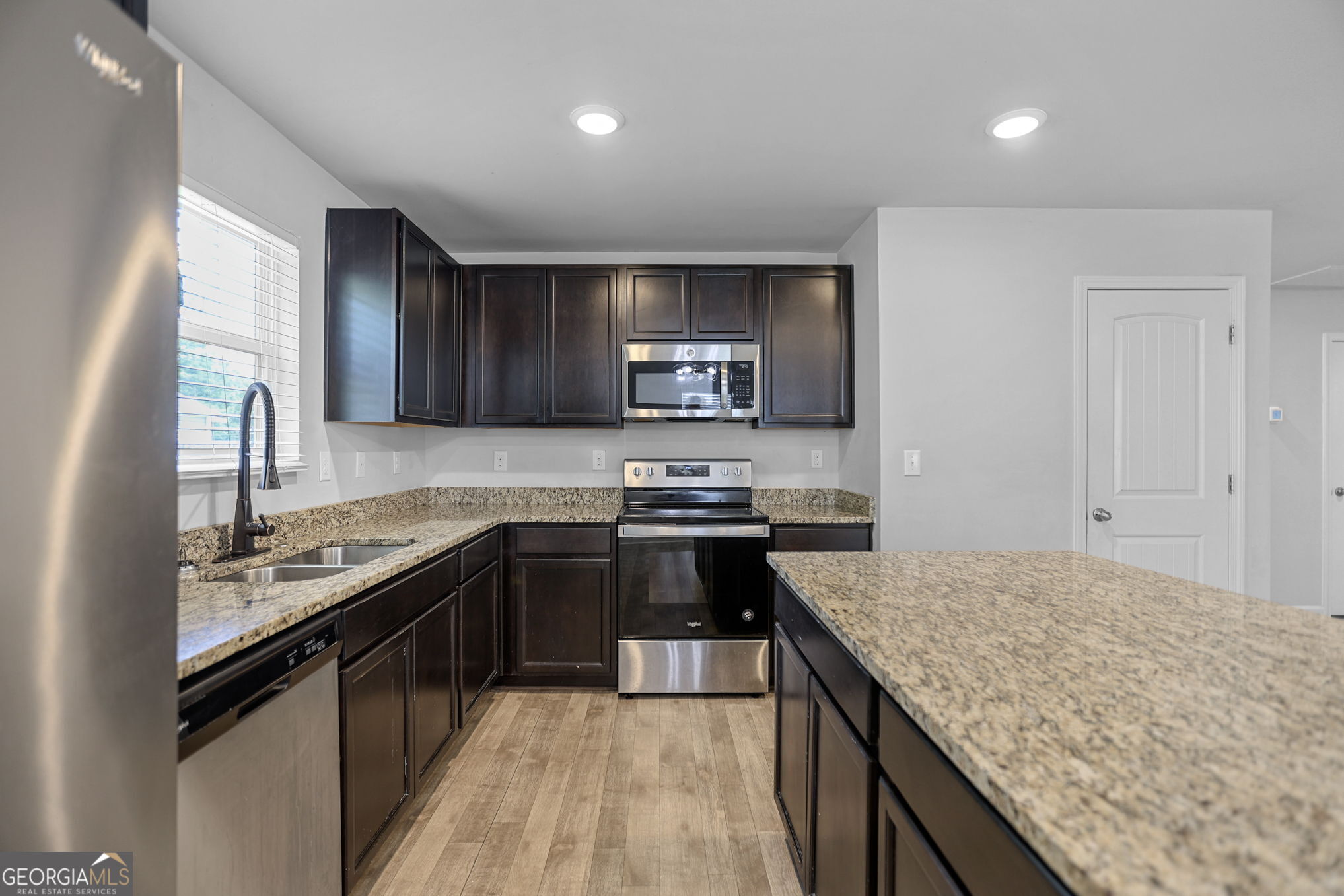 141 N Meadows Ridge Drive Property Photo 15