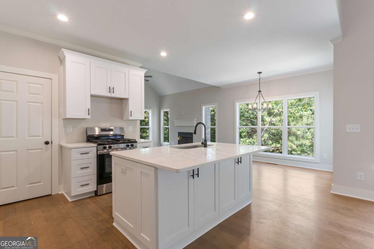 400 Ansley Drive Property Photo 13
