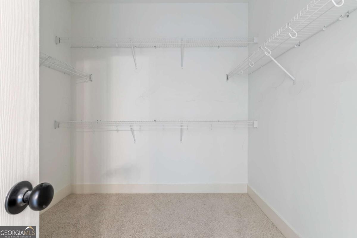 400 Ansley Drive Property Photo 20