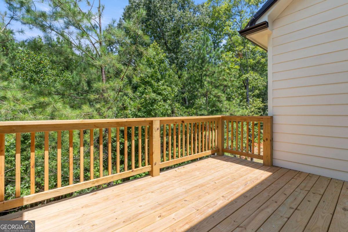 400 Ansley Drive Property Photo 32