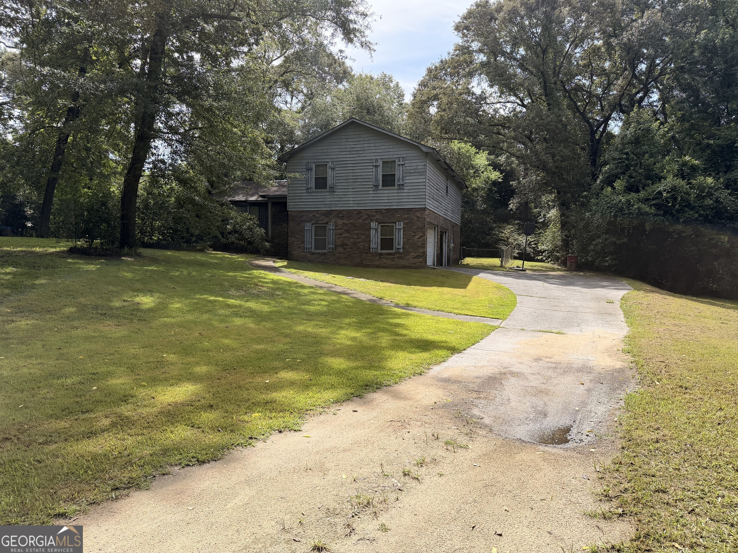 7194 Everett Drive Property Photo 2