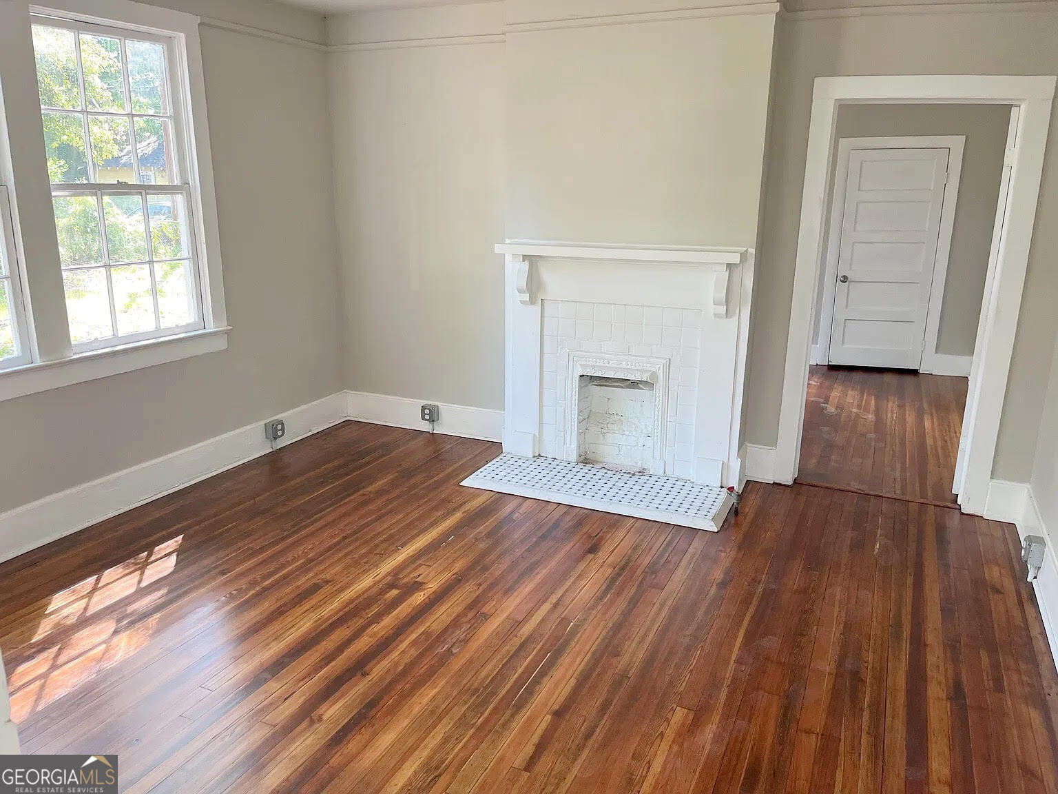 138 Comer Terrace # B Property Photo 3