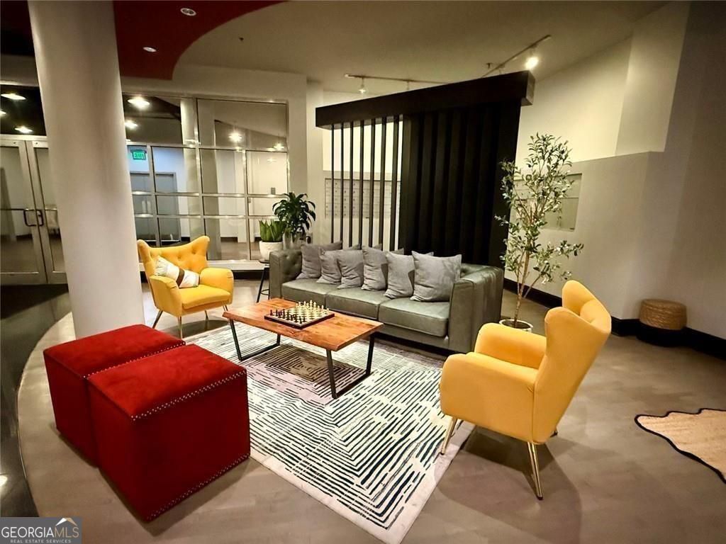 115 W Peachtree Place Nw # 509 Property Photo 1