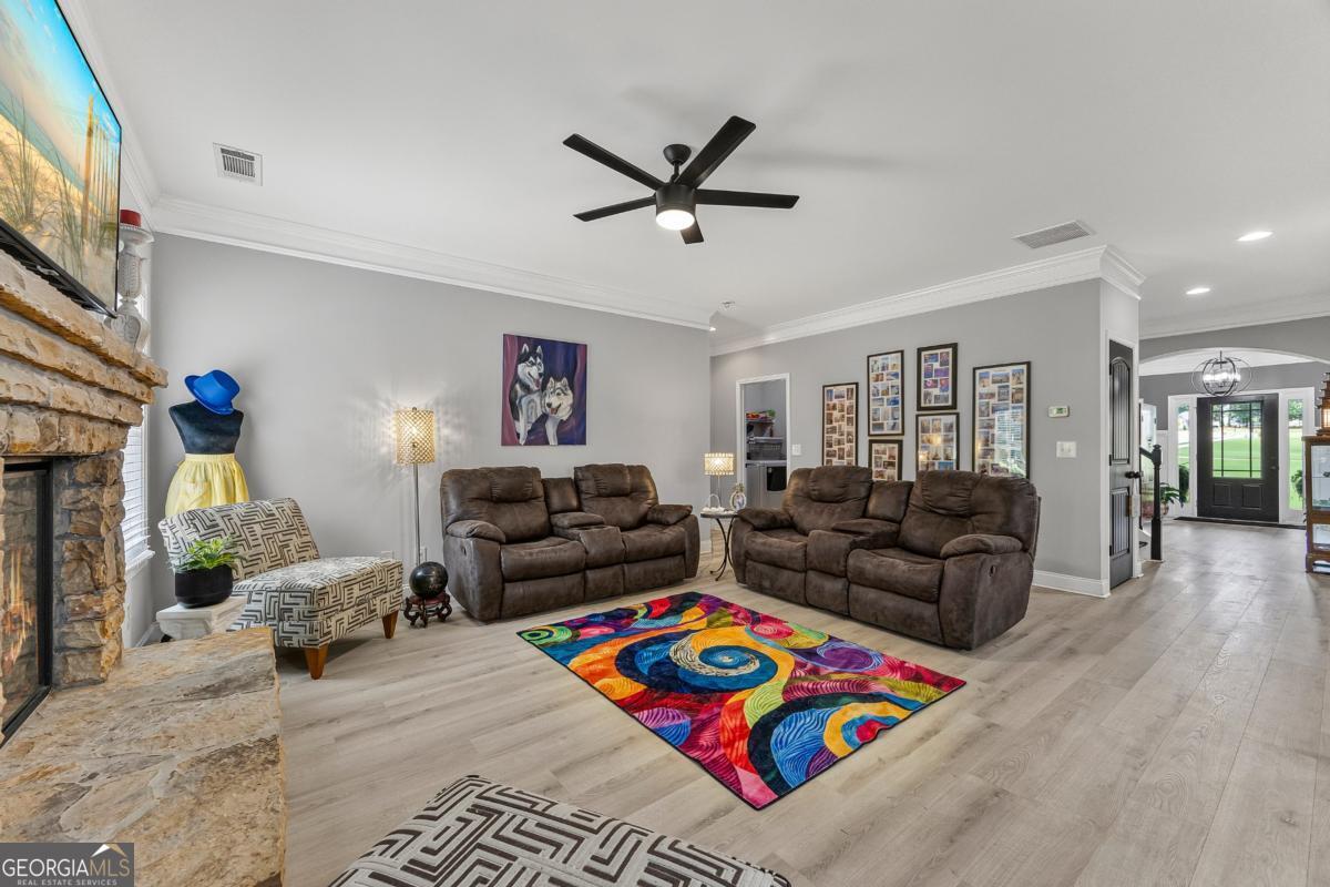 672 Callie Circle Property Photo 16