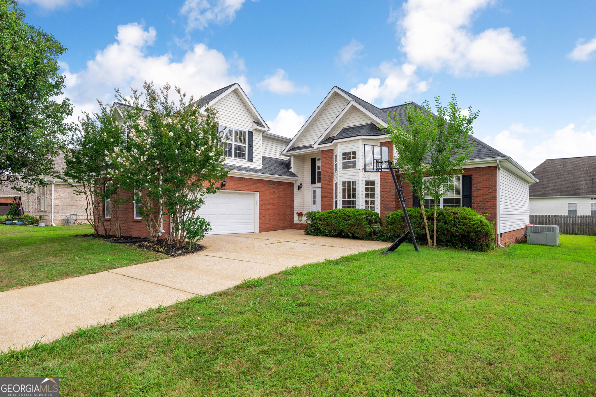 2446 Triangle Farm Road Property Photo 1
