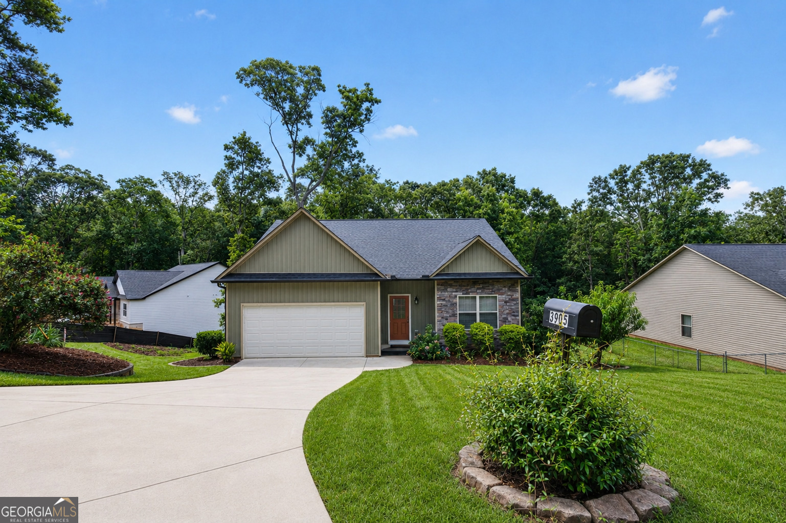 3905 Sea Court