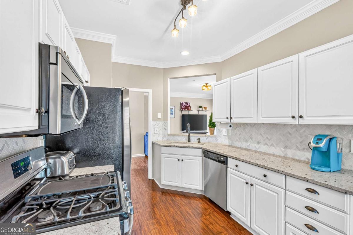 1935 Briar Pond Way Property Photo 14