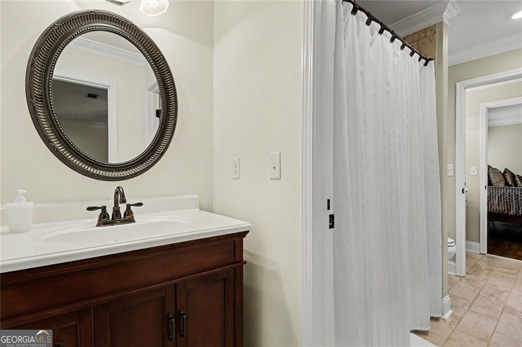 1135 Jennifer Oaks Drive Property Photo 21