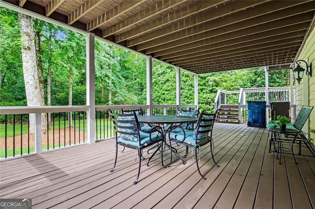 1135 Jennifer Oaks Drive Property Photo 40