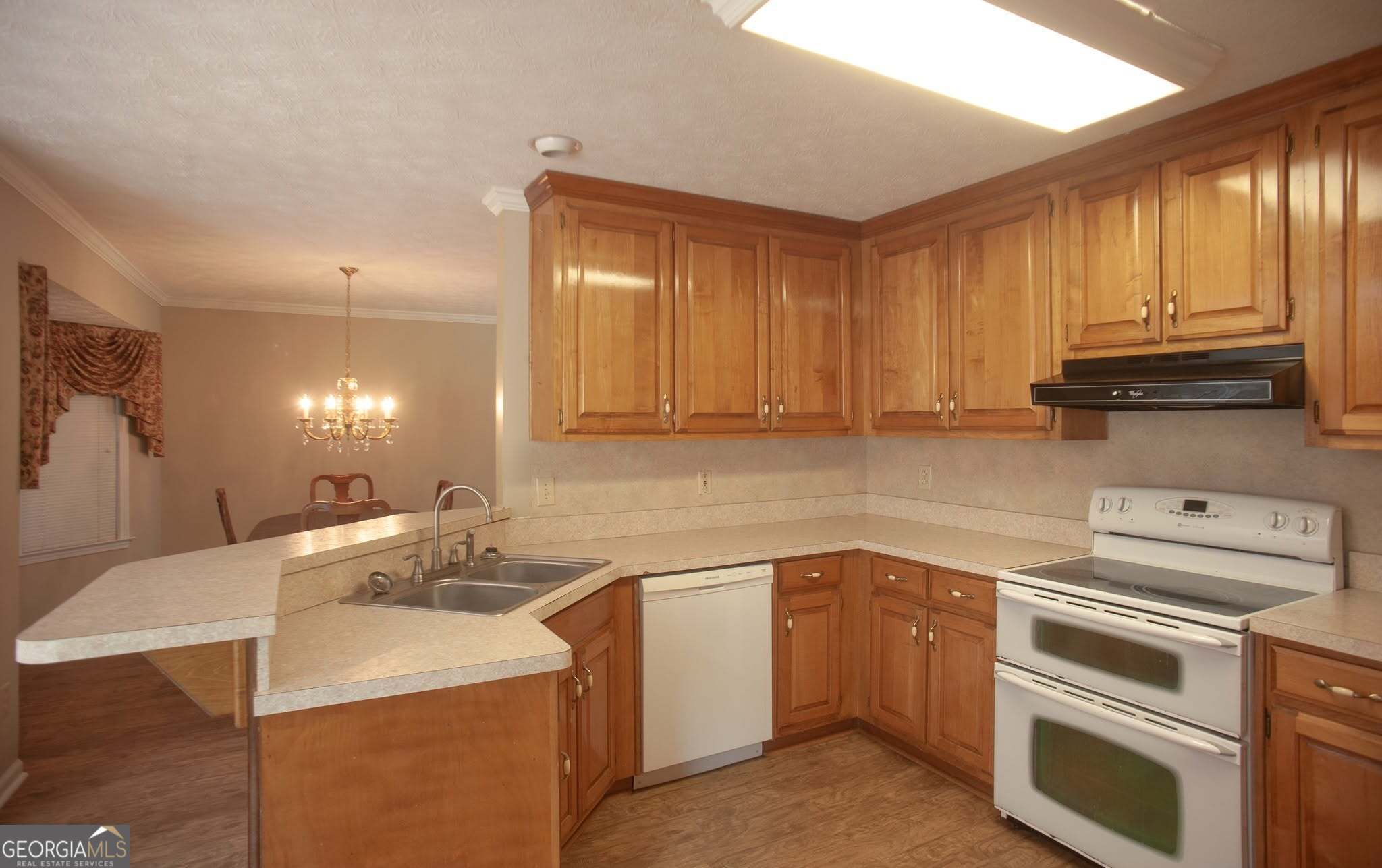 125 Wedgefield Drive Property Photo 10