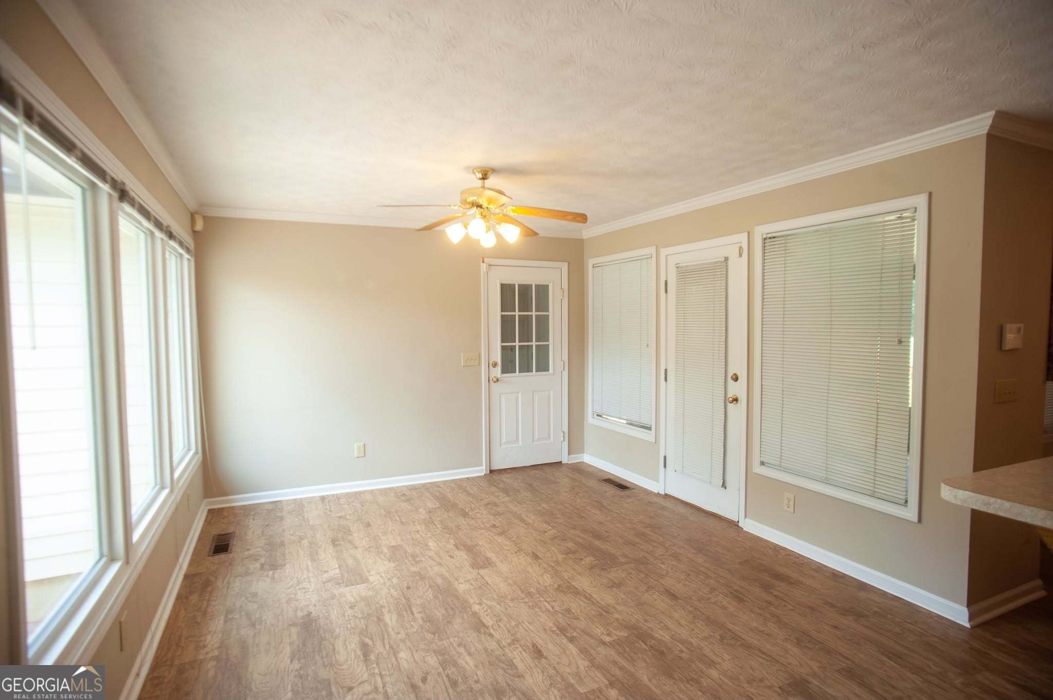 125 Wedgefield Drive Property Photo 13
