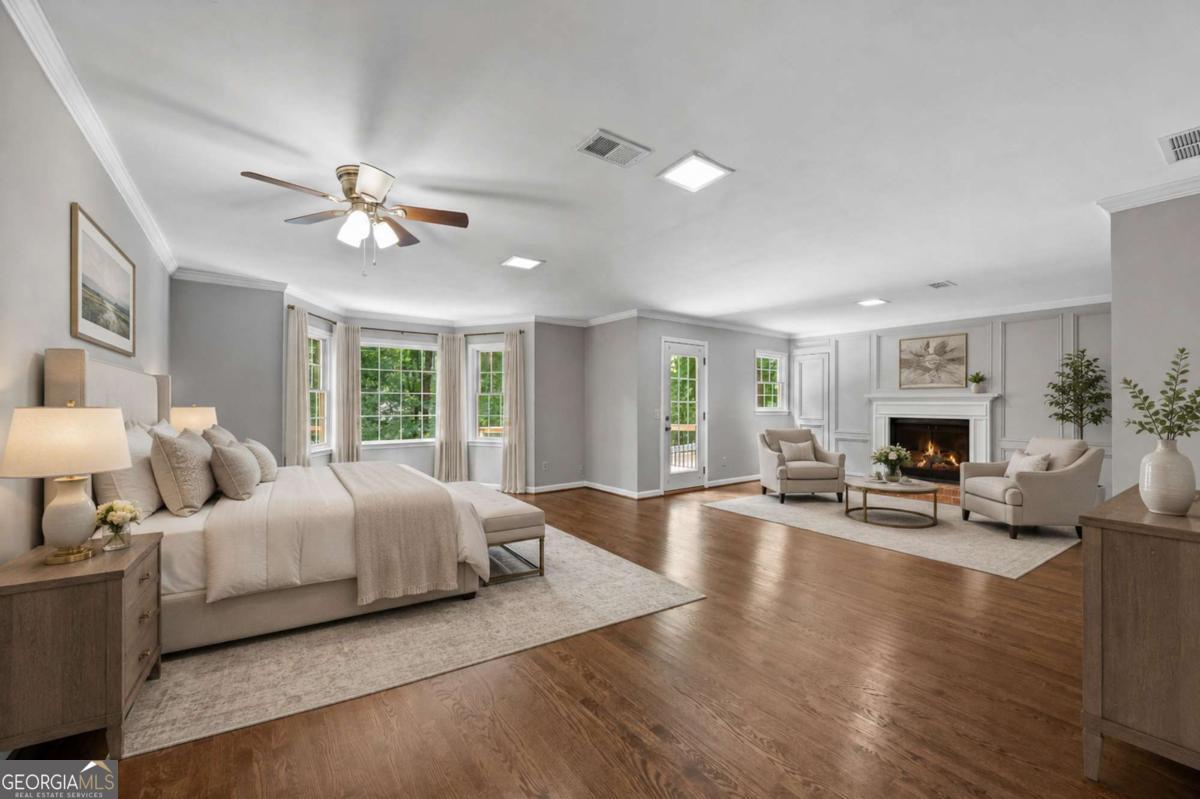 9335 Huntcliff Trace Property Photo 31