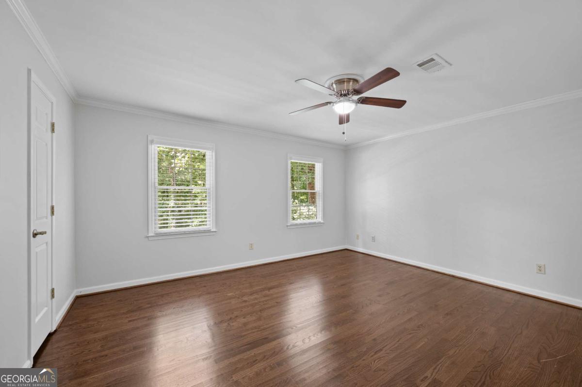 9335 Huntcliff Trace Property Photo 44