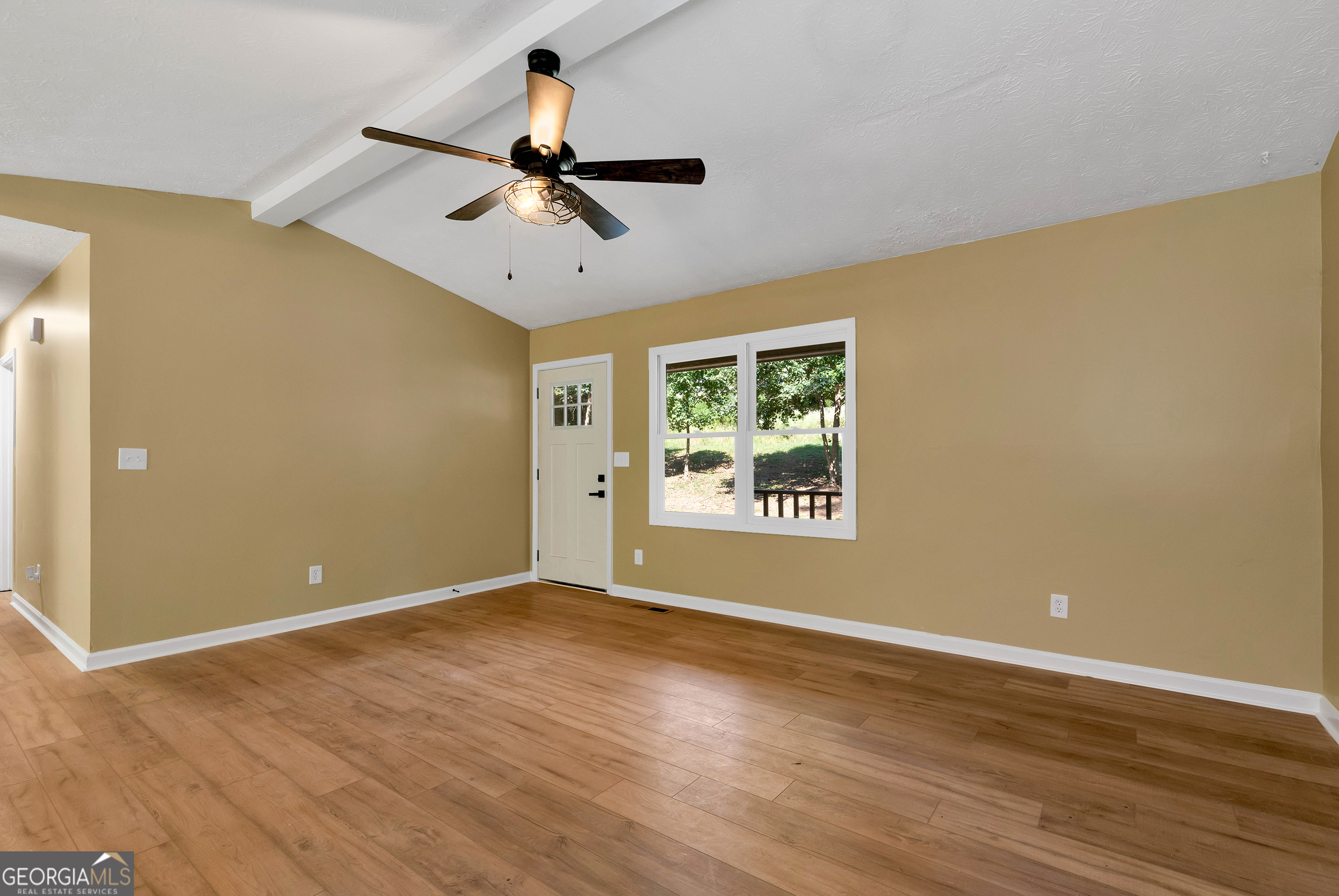 5119 Ash Circle Property Photo 6
