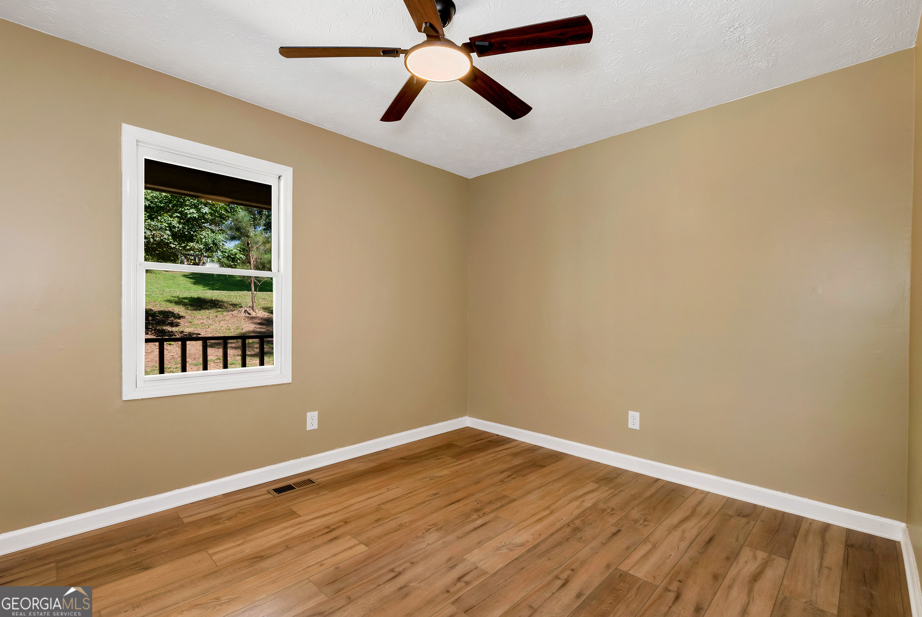 5119 Ash Circle Property Photo 18
