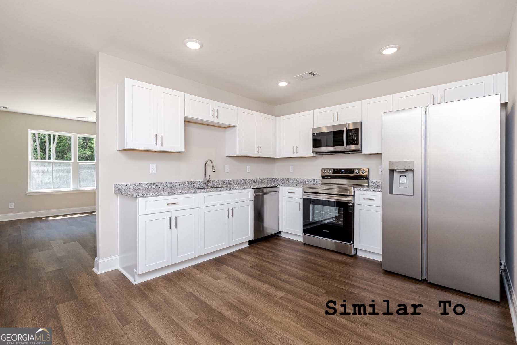212b Tabor Drive Property Photo 4