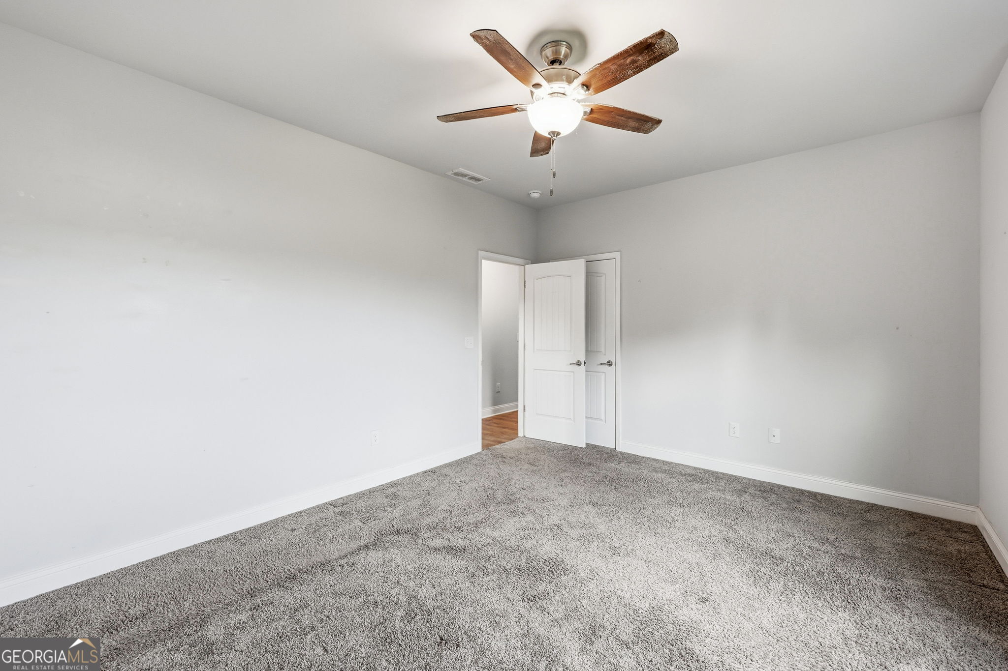 6104 Creekside View Lane Property Photo 32