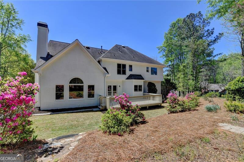 715 Apsley Way Property Photo 3