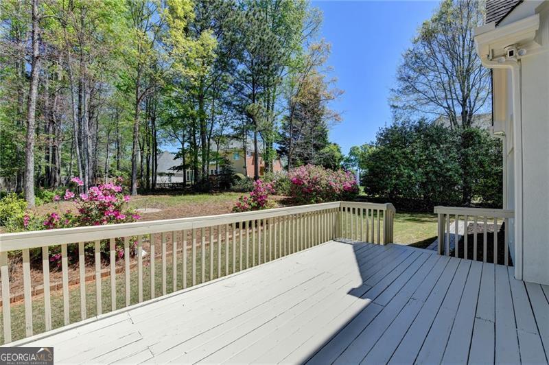 715 Apsley Way Property Photo 4