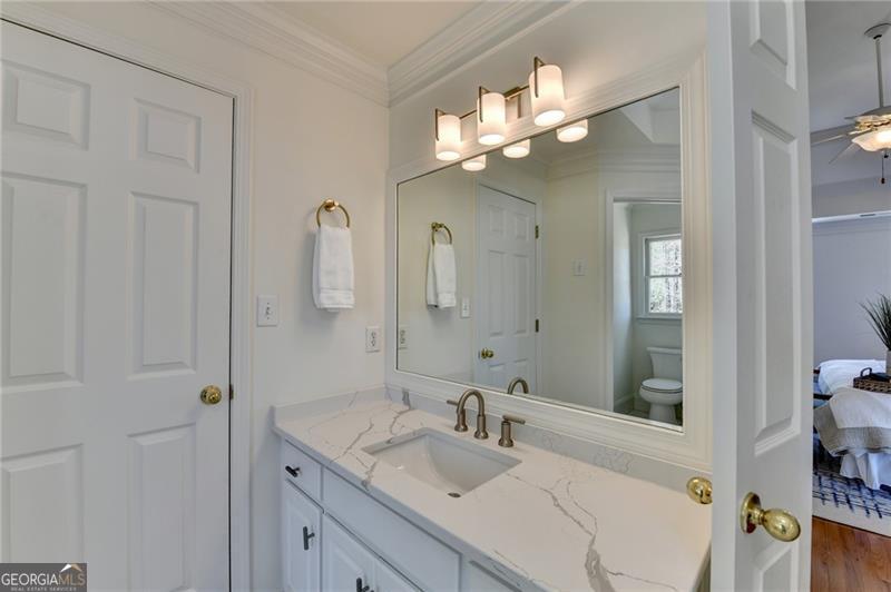 715 Apsley Way Property Photo 37