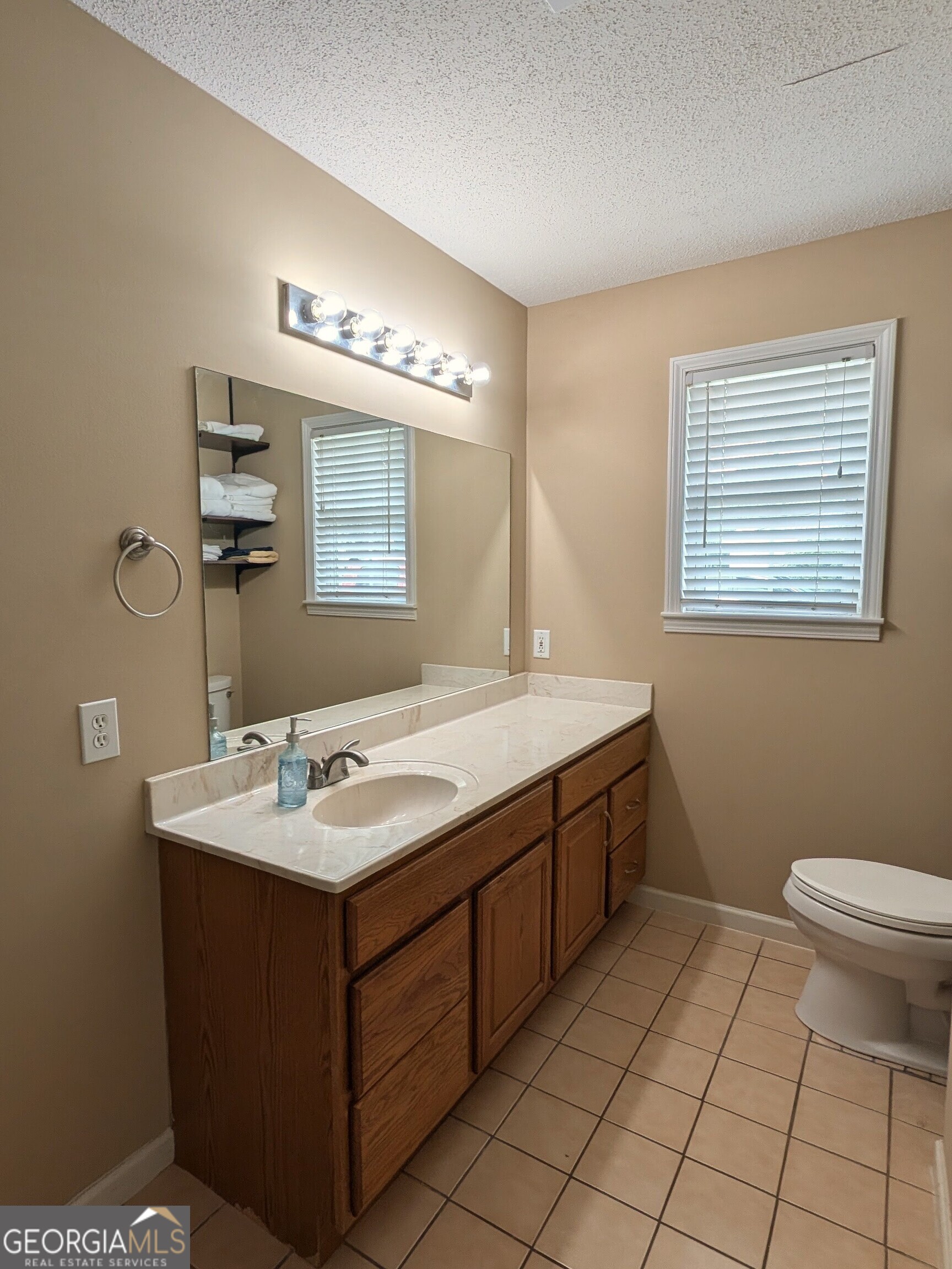 76 Third Avenue Property Photo 13