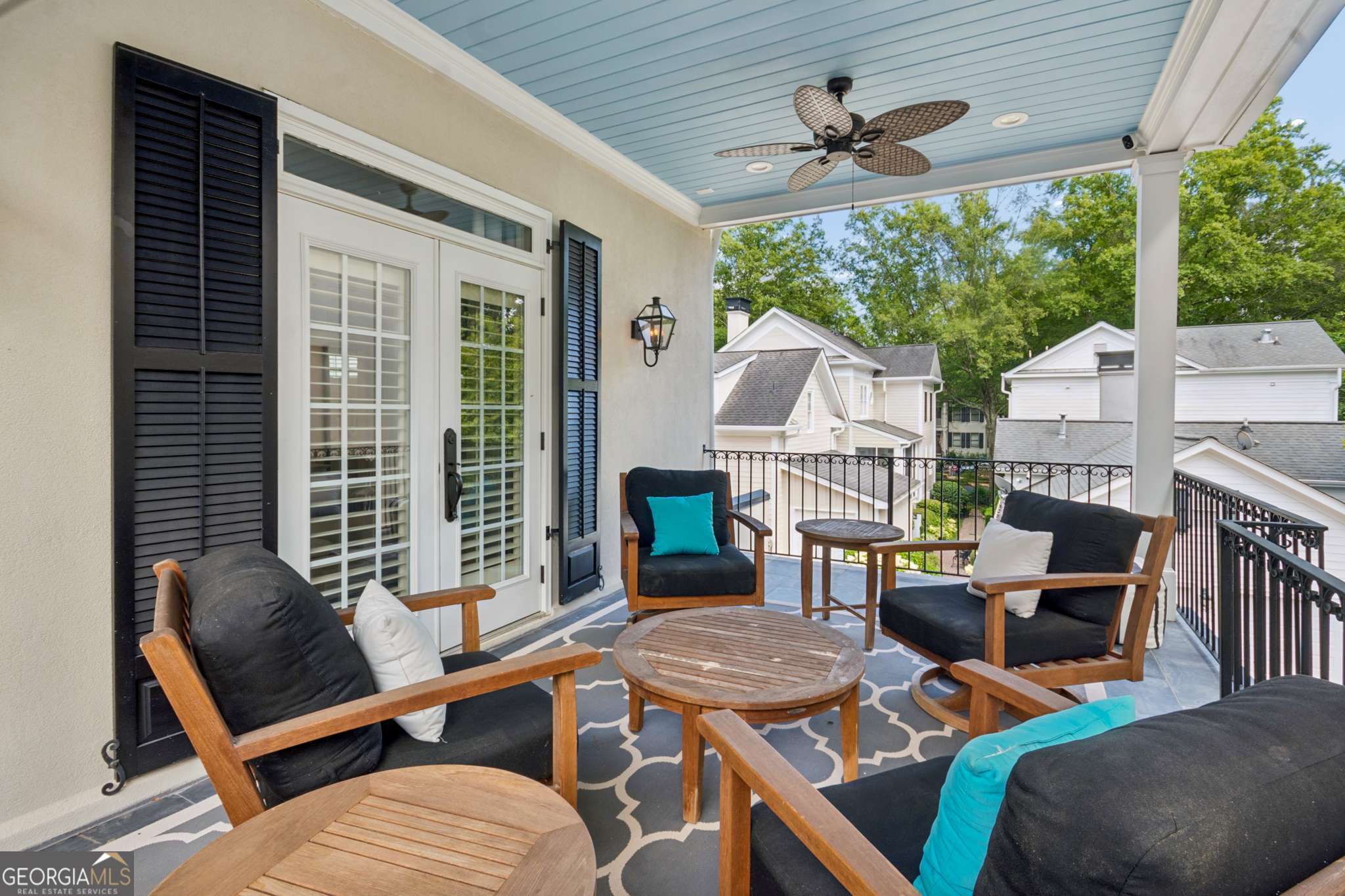 305 Abercorn Square Property Photo 37