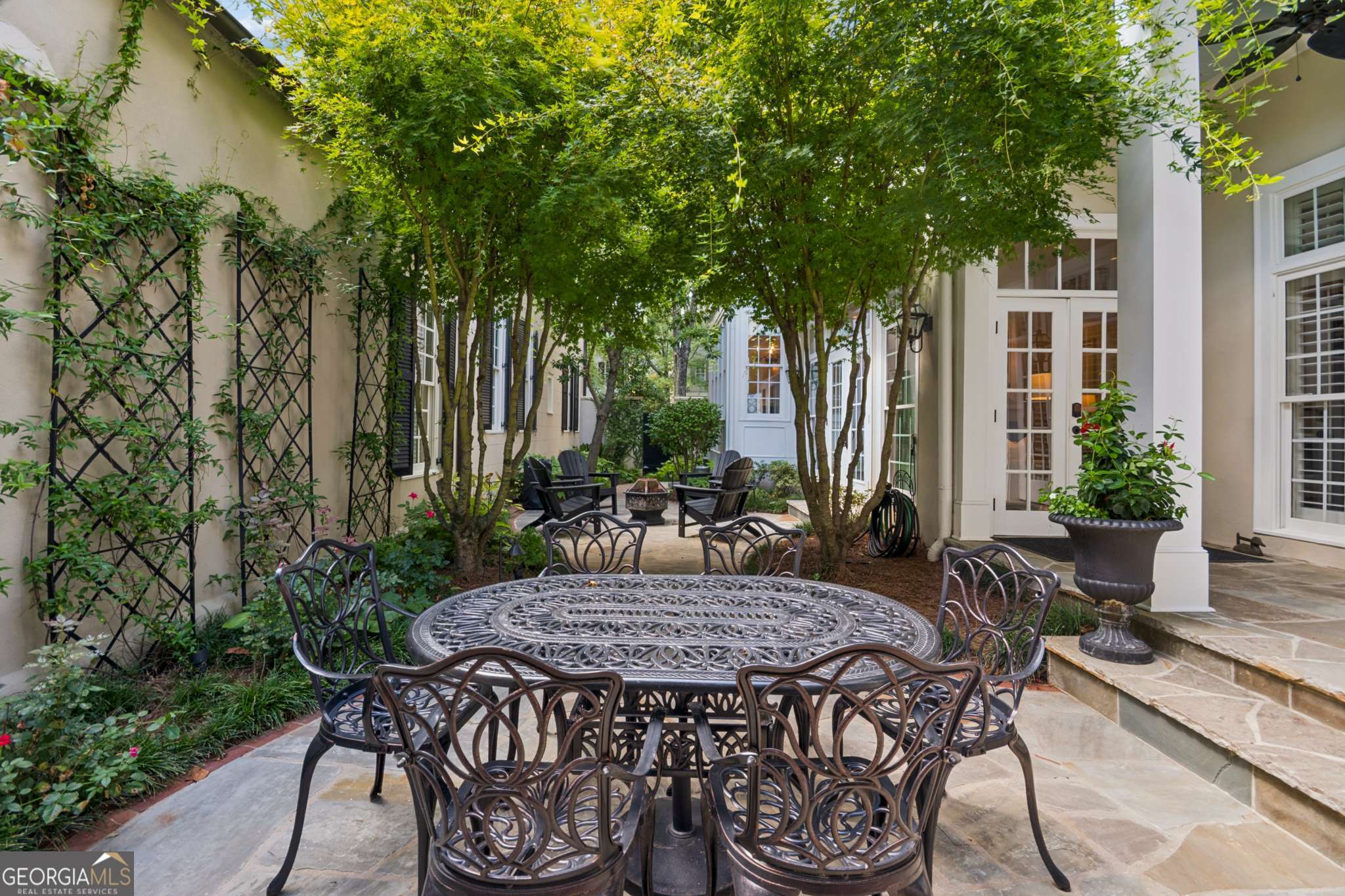 305 Abercorn Square Property Photo 47