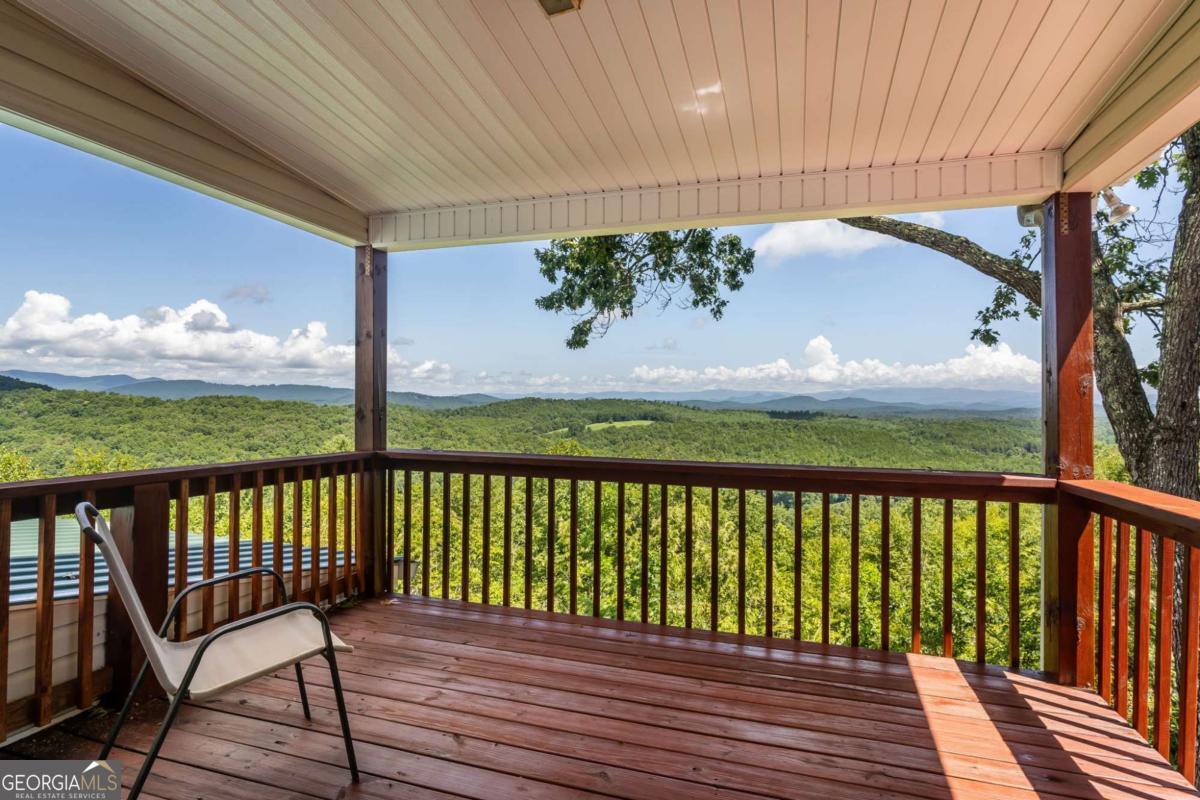 334 Hawksclaw Trail Property Photo 2