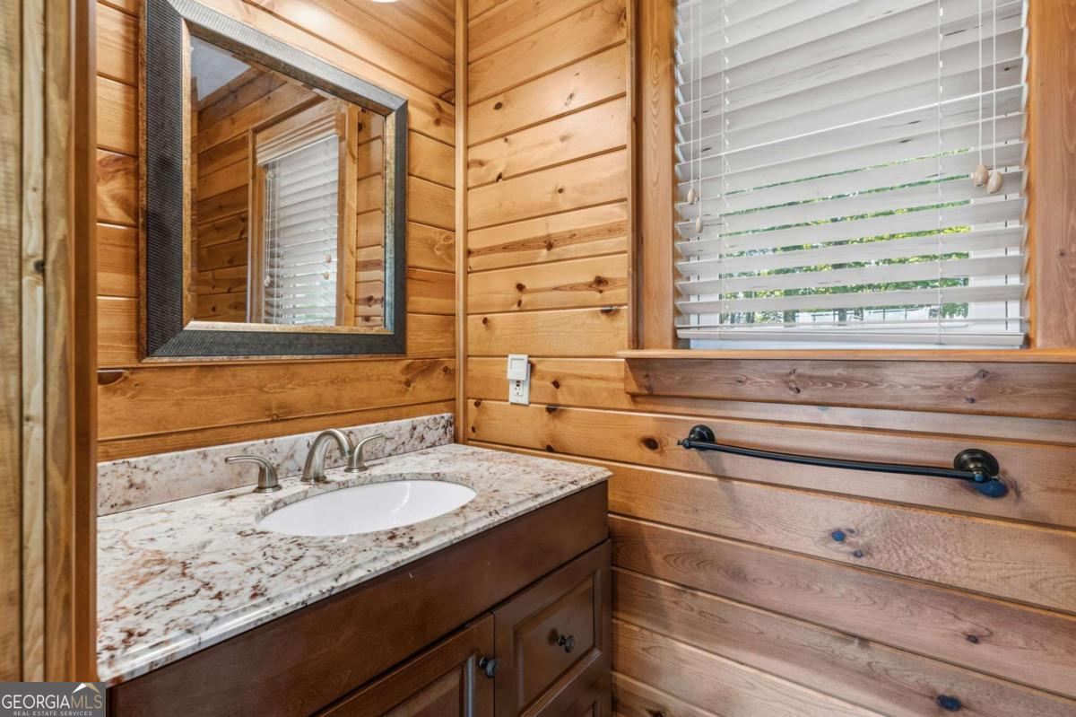 334 Hawksclaw Trail Property Photo 16