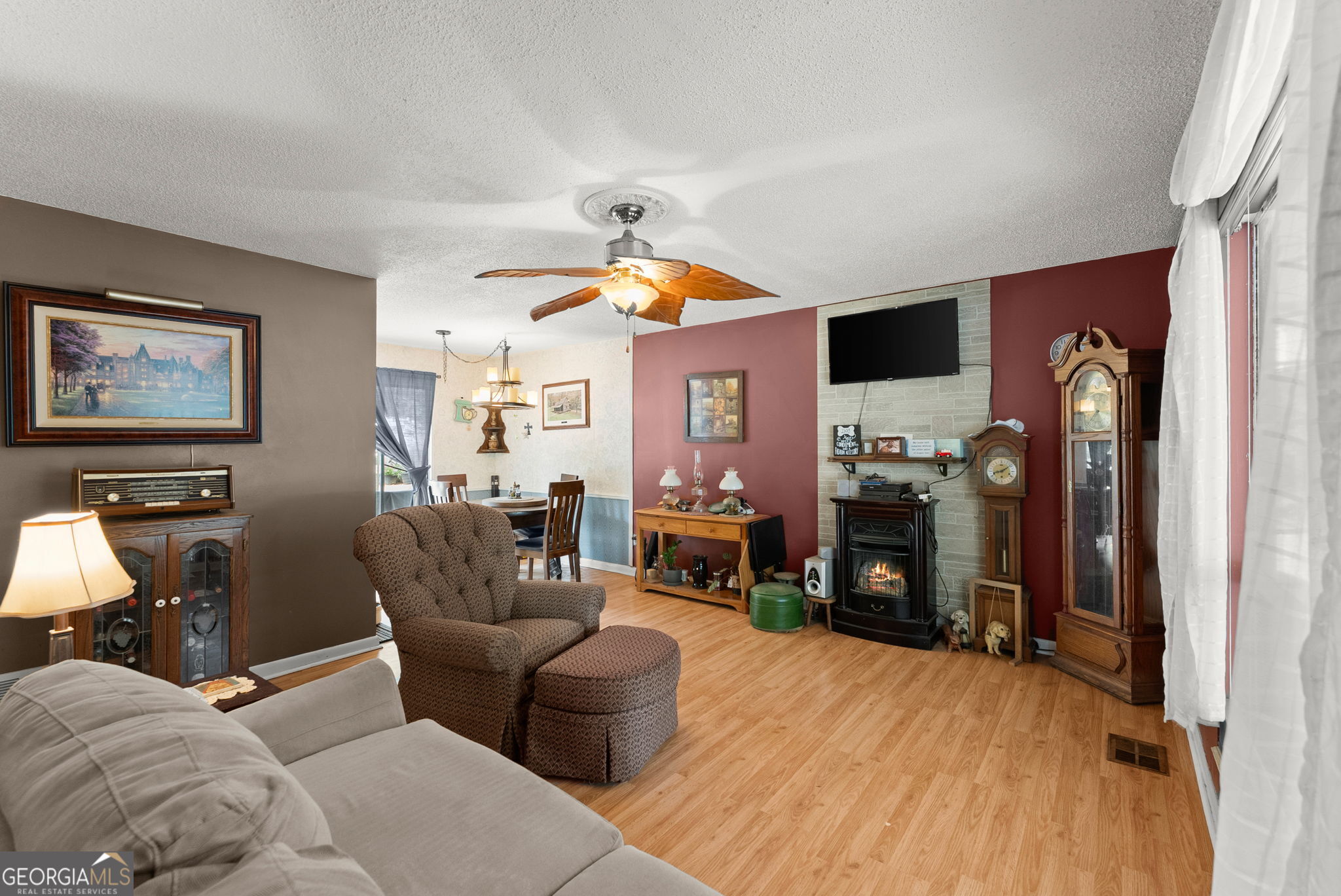 280 Strickland Road Property Photo 8