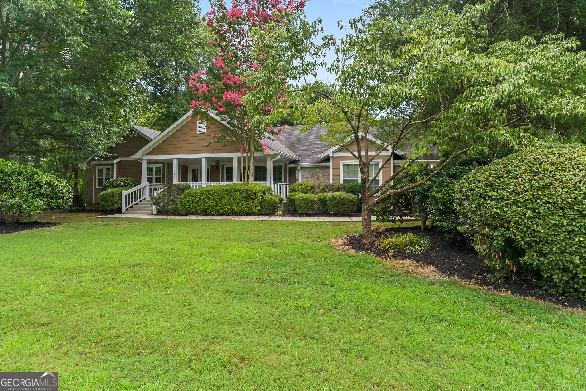 2831 Georgian Terrace Property Photo 1