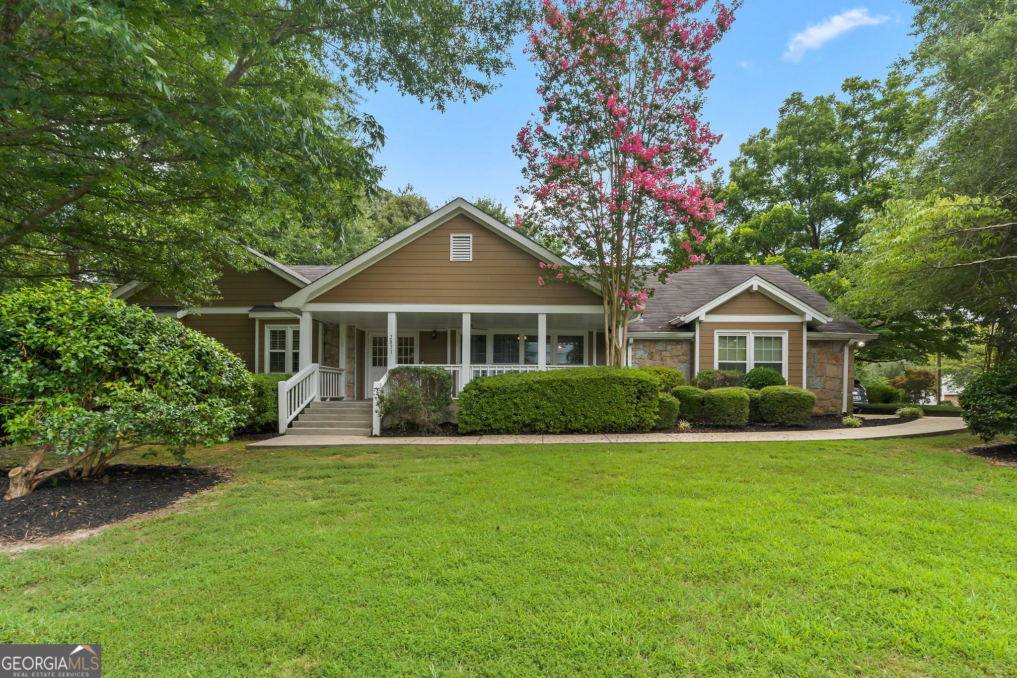 2831 Georgian Terrace Property Photo 6
