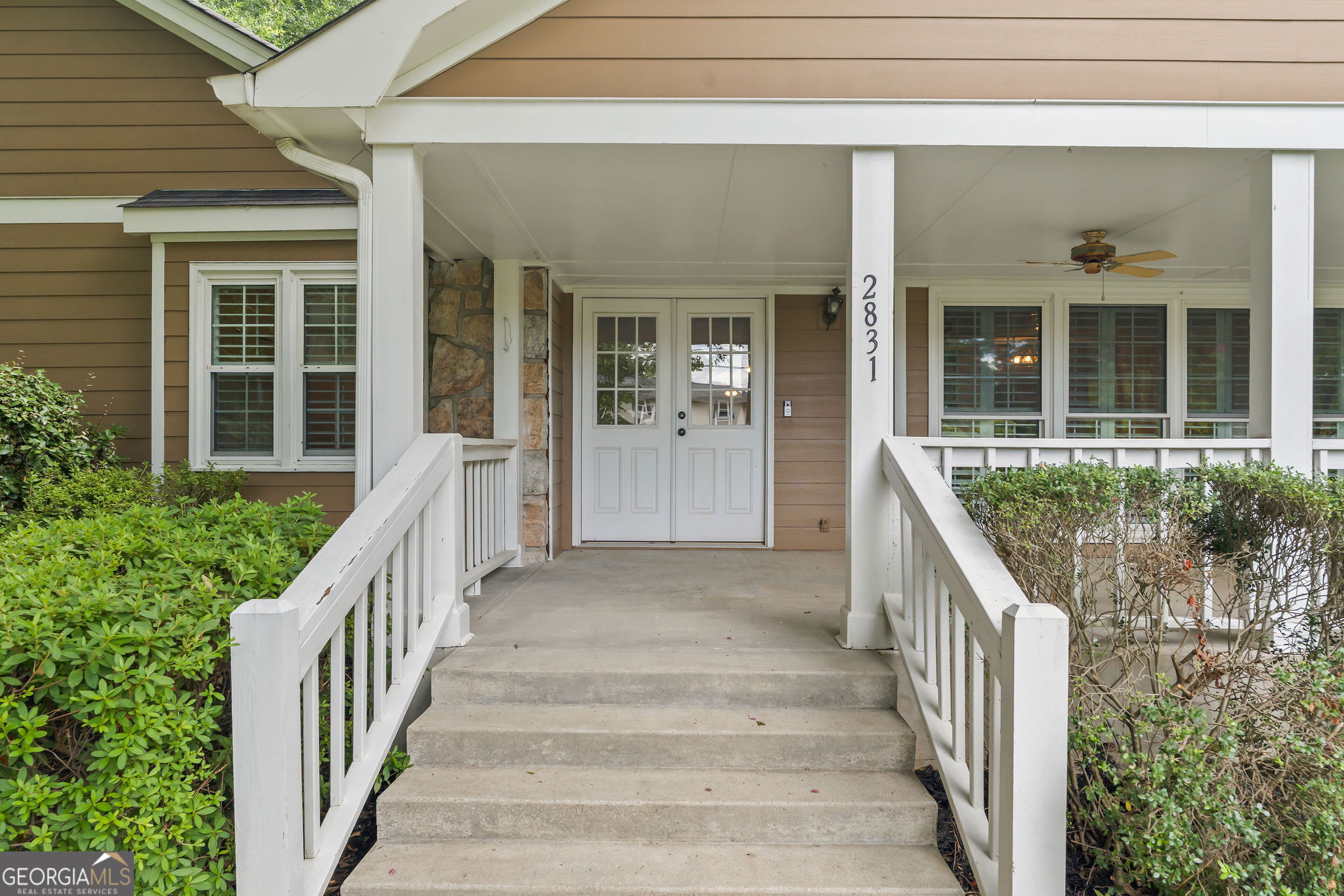 2831 Georgian Terrace Property Photo 7