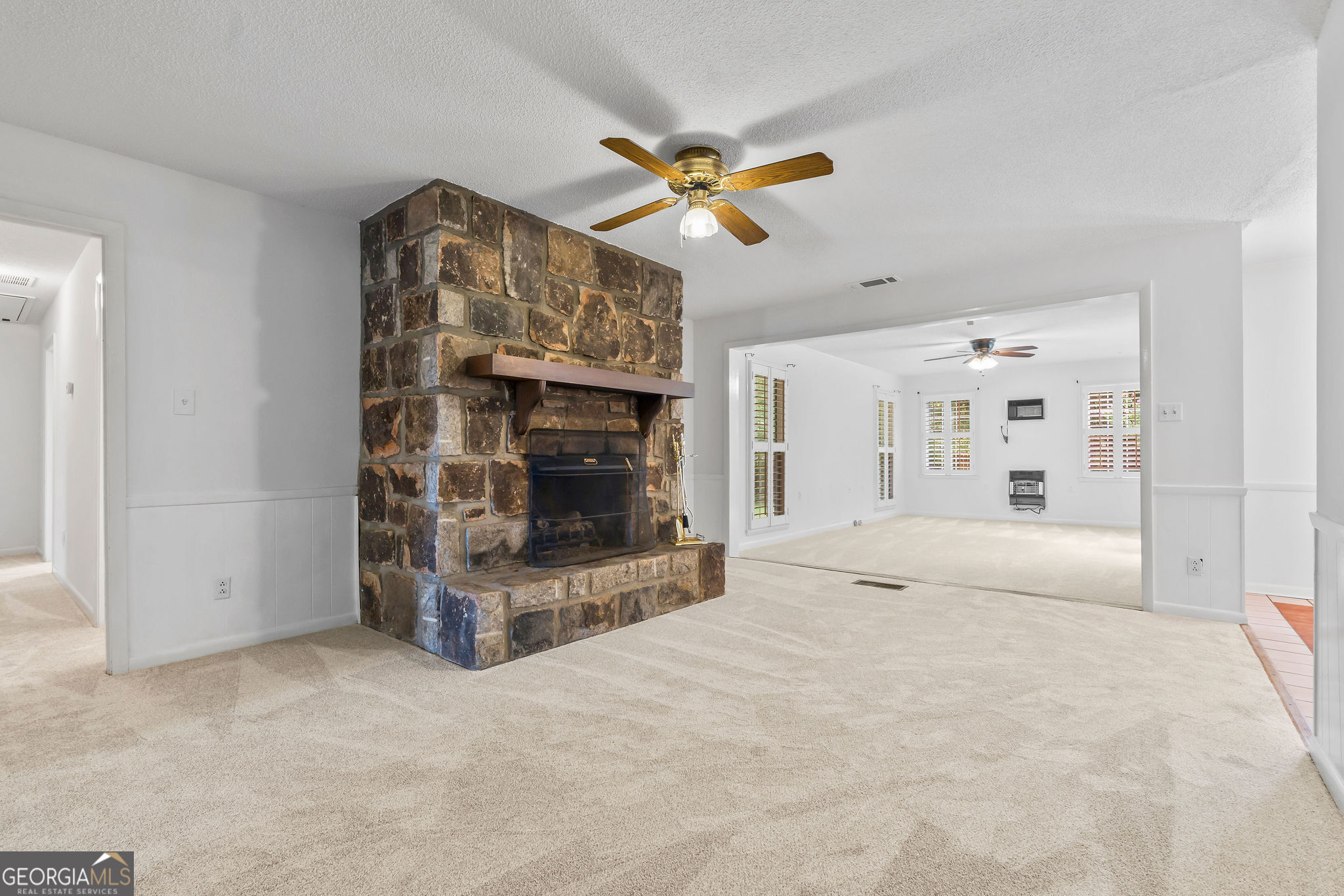 2831 Georgian Terrace Property Photo 16