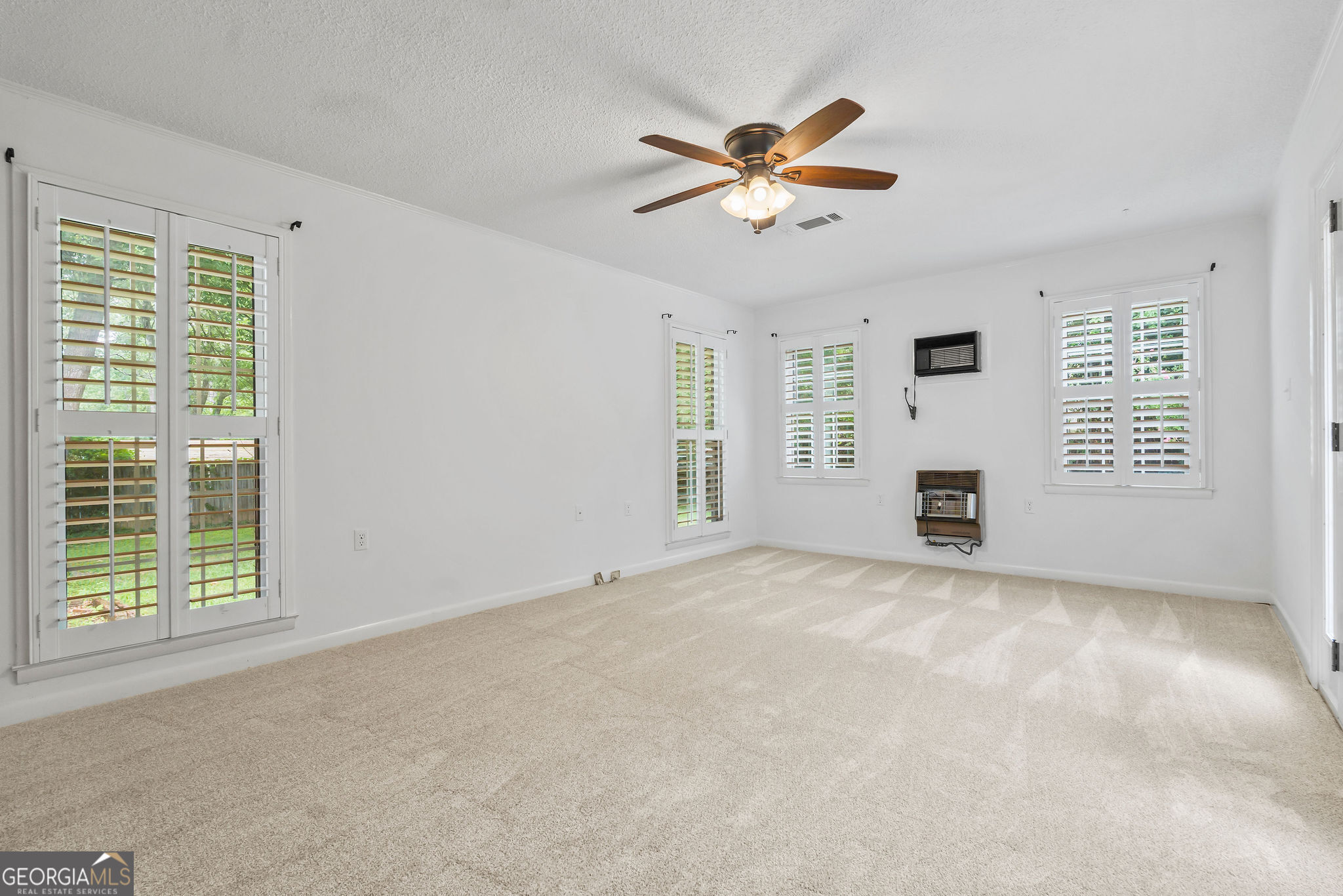 2831 Georgian Terrace Property Photo 18