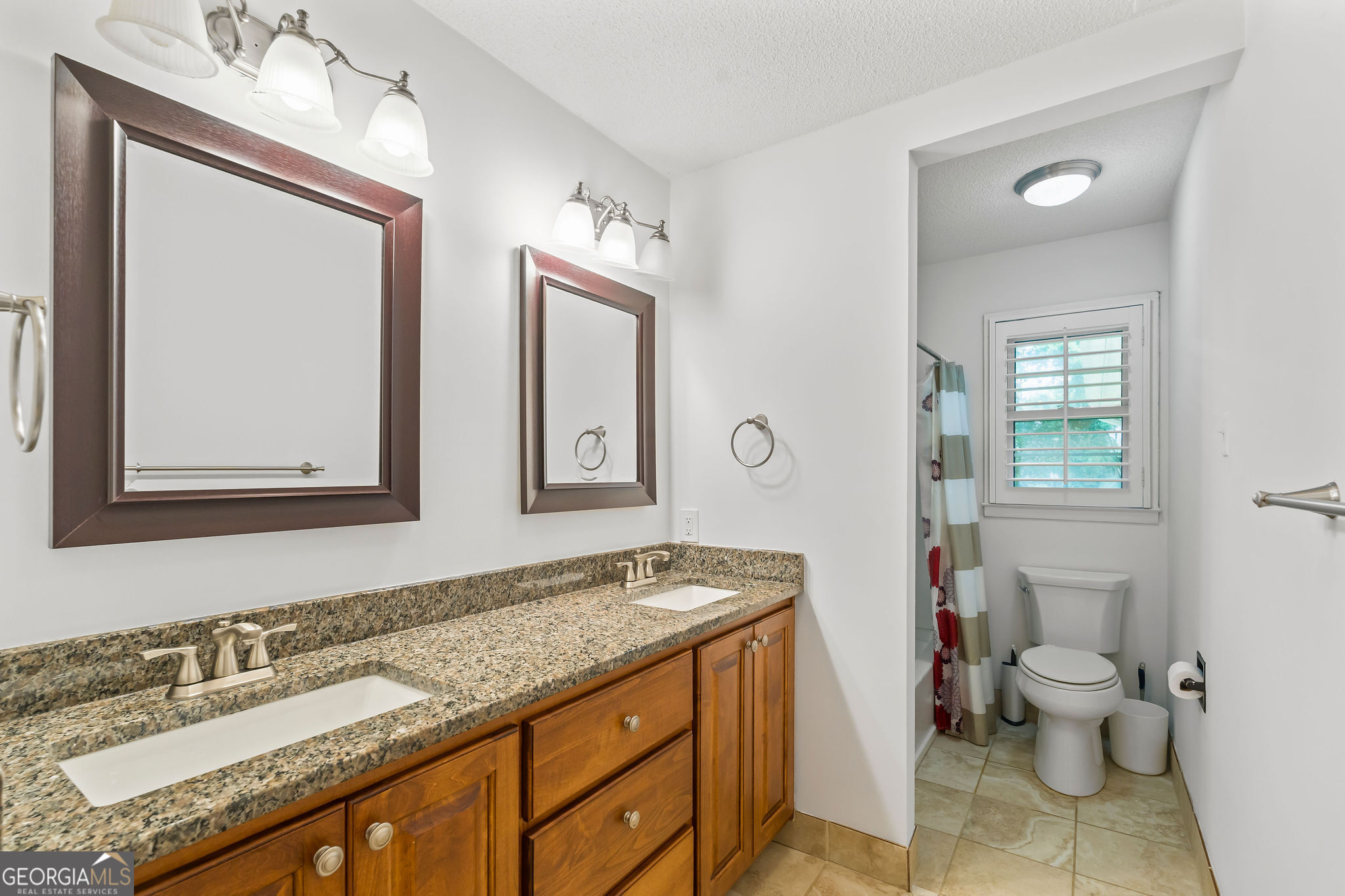 2831 Georgian Terrace Property Photo 31