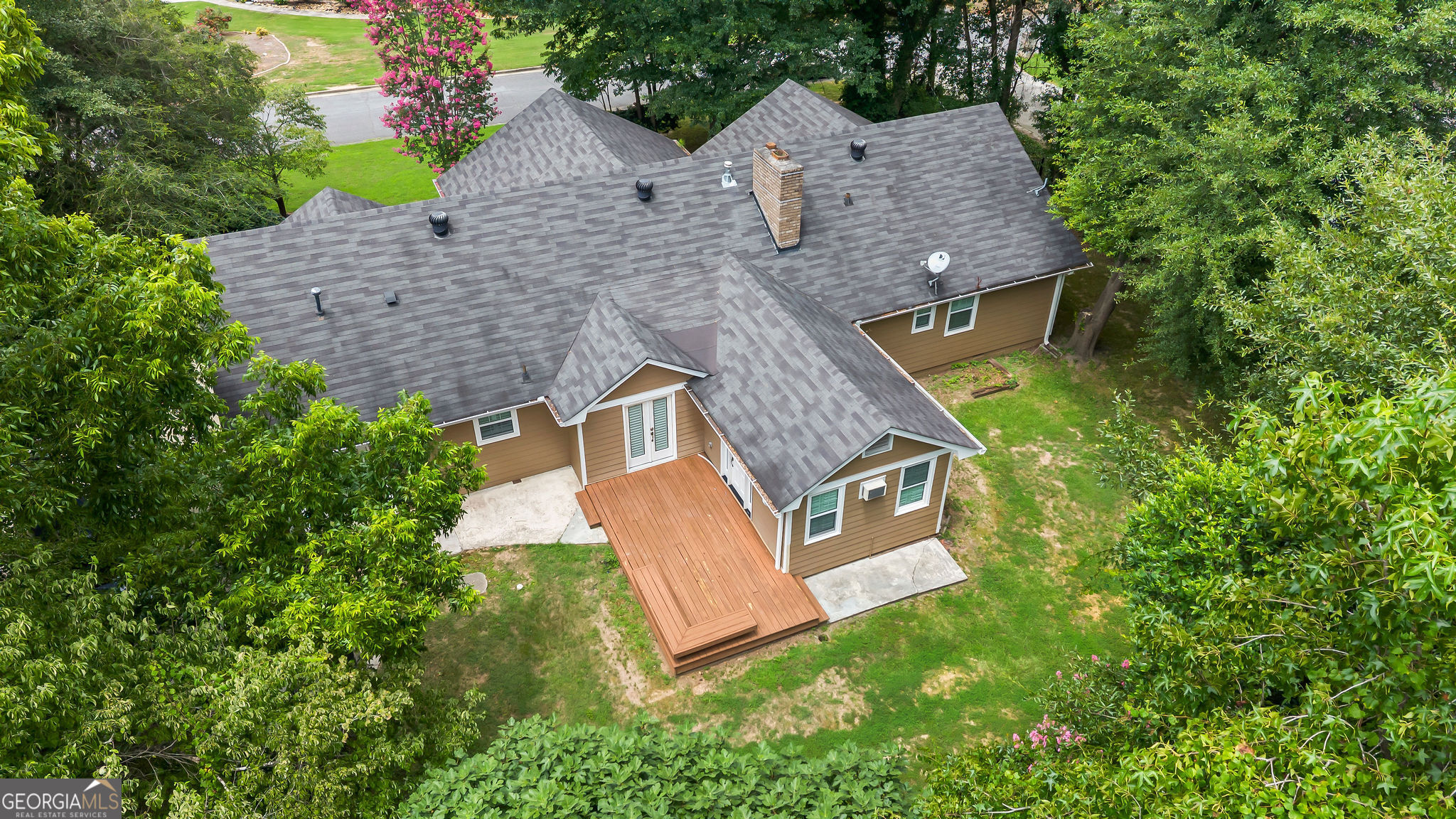 2831 Georgian Terrace Property Photo 48