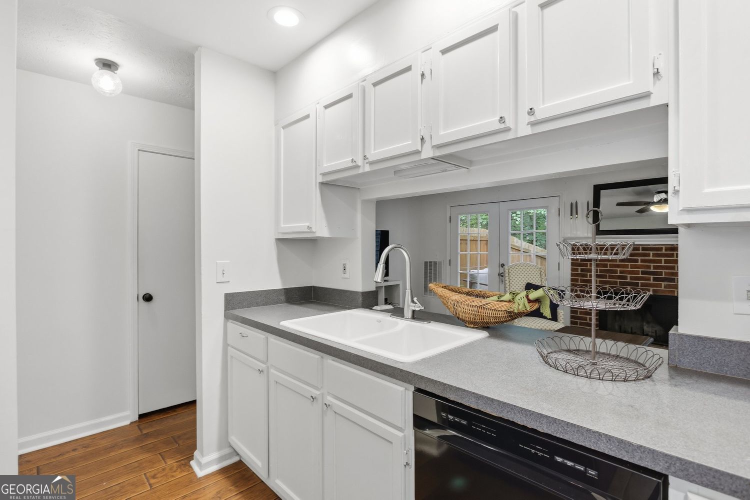 3154 Stratford Green Place Property Photo 13