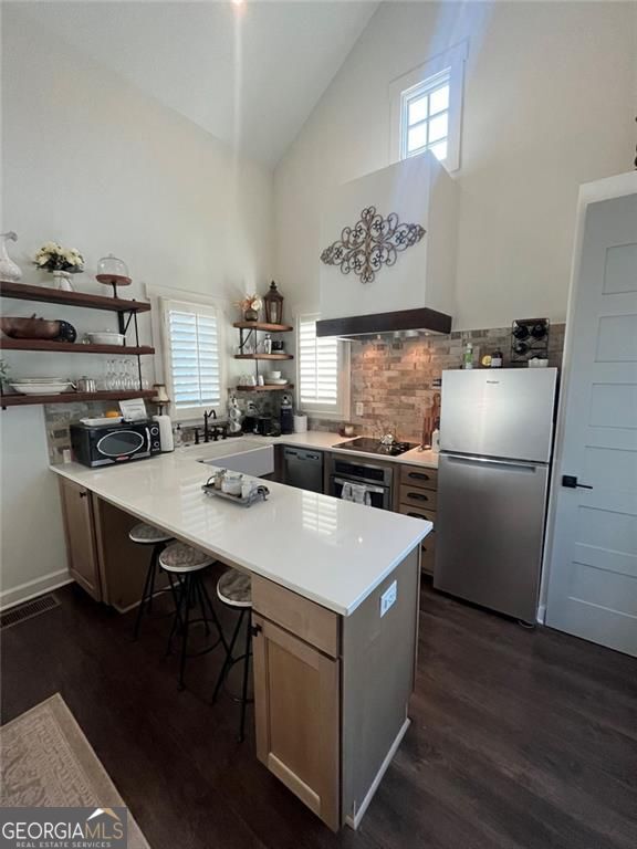 155 Central Avenue Property Photo 2