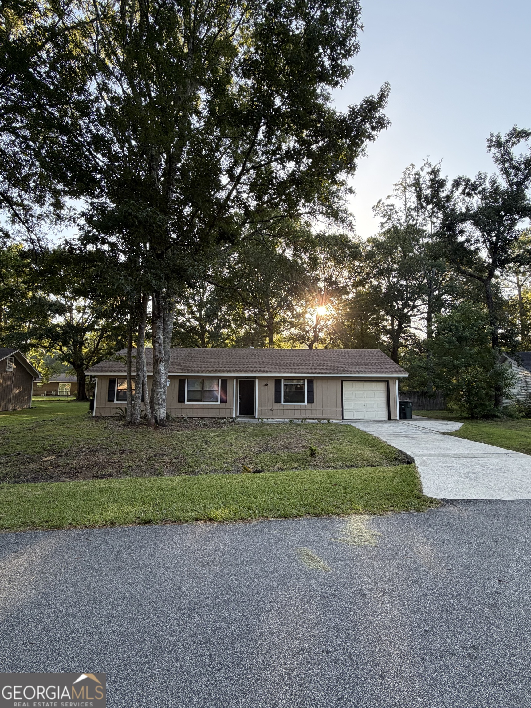 107 Pineneedle Court Property Photo 1