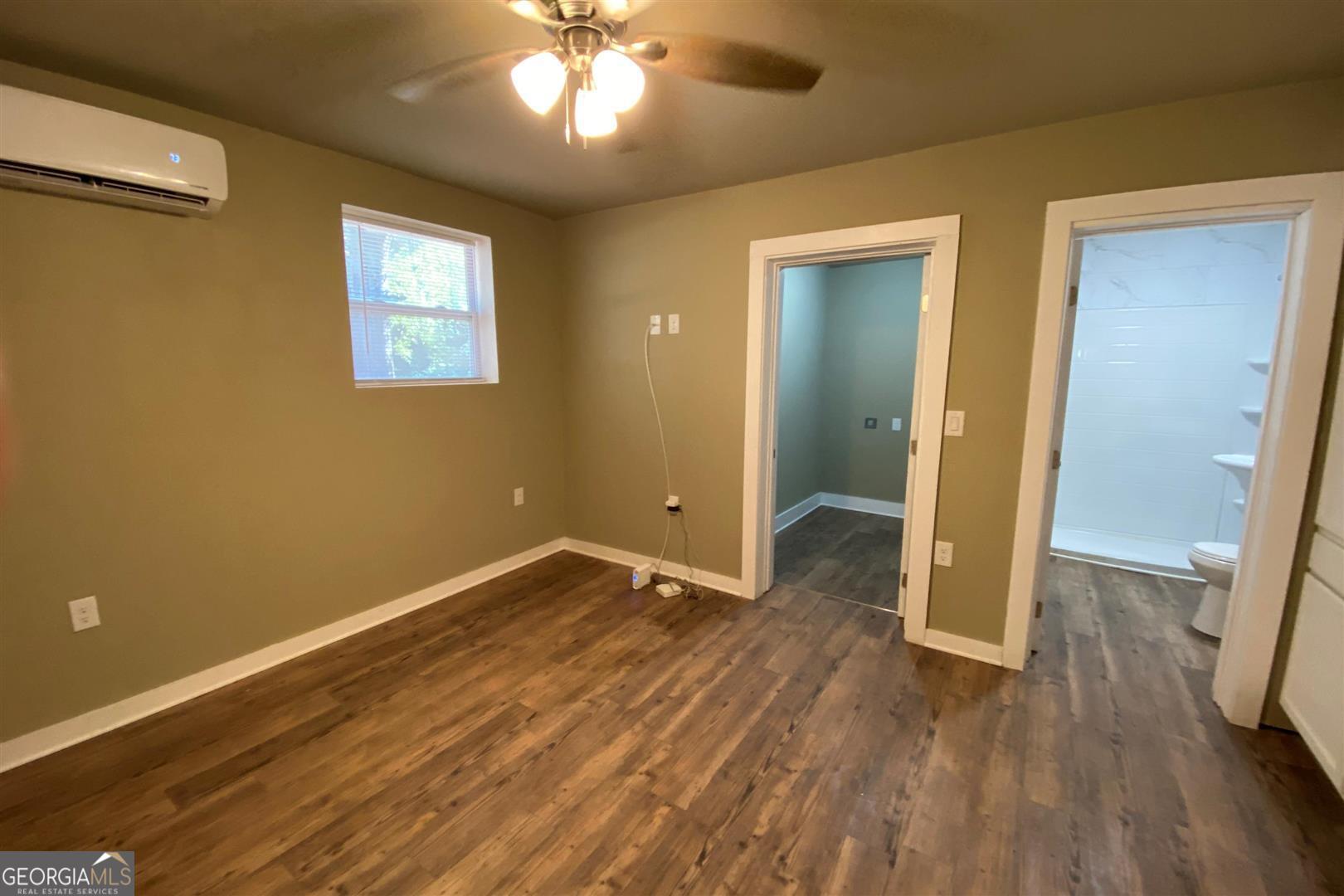 206 Sorrells Street # A Property Photo 7