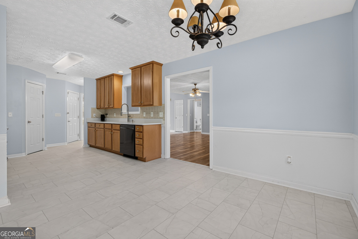 204 Poplar Ridge Drive Property Photo 17