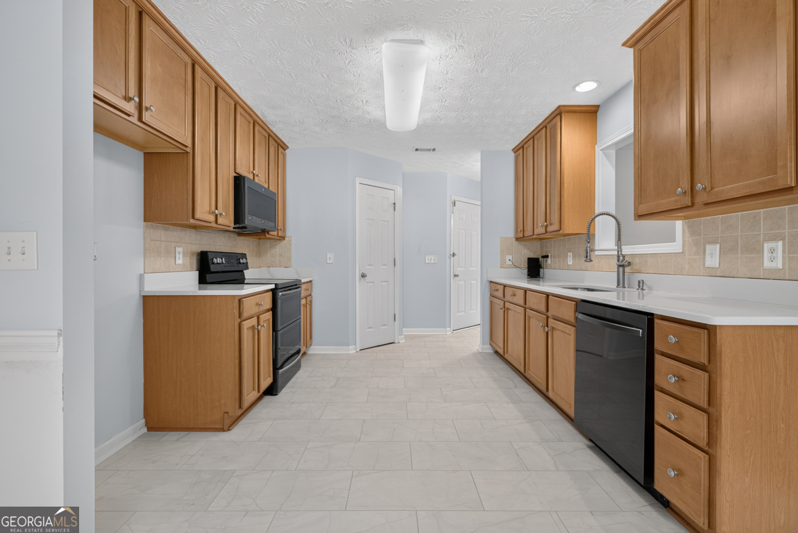 204 Poplar Ridge Drive Property Photo 18