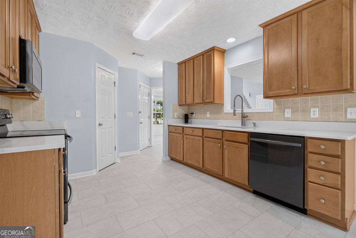 204 Poplar Ridge Drive Property Photo 19