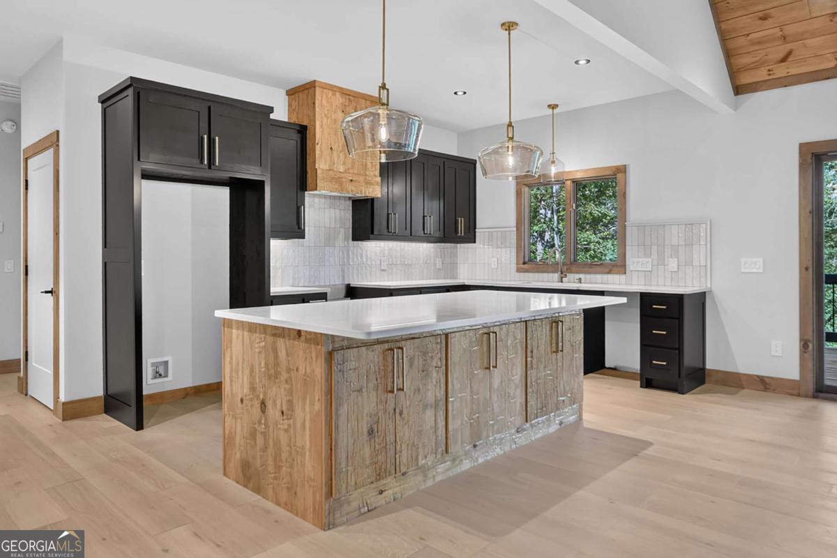 1729 Barnes Chapel Road Property Photo 8