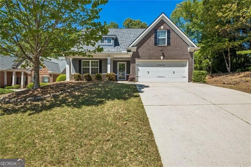 164 Bakers Farm Circle Property Photo 2