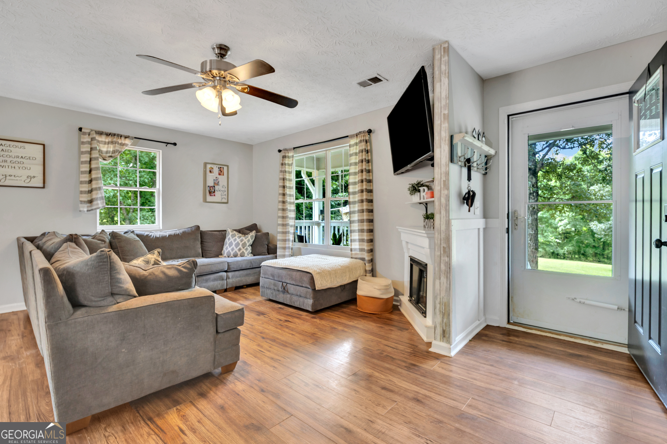 1276 Long Piney Road Property Photo 12